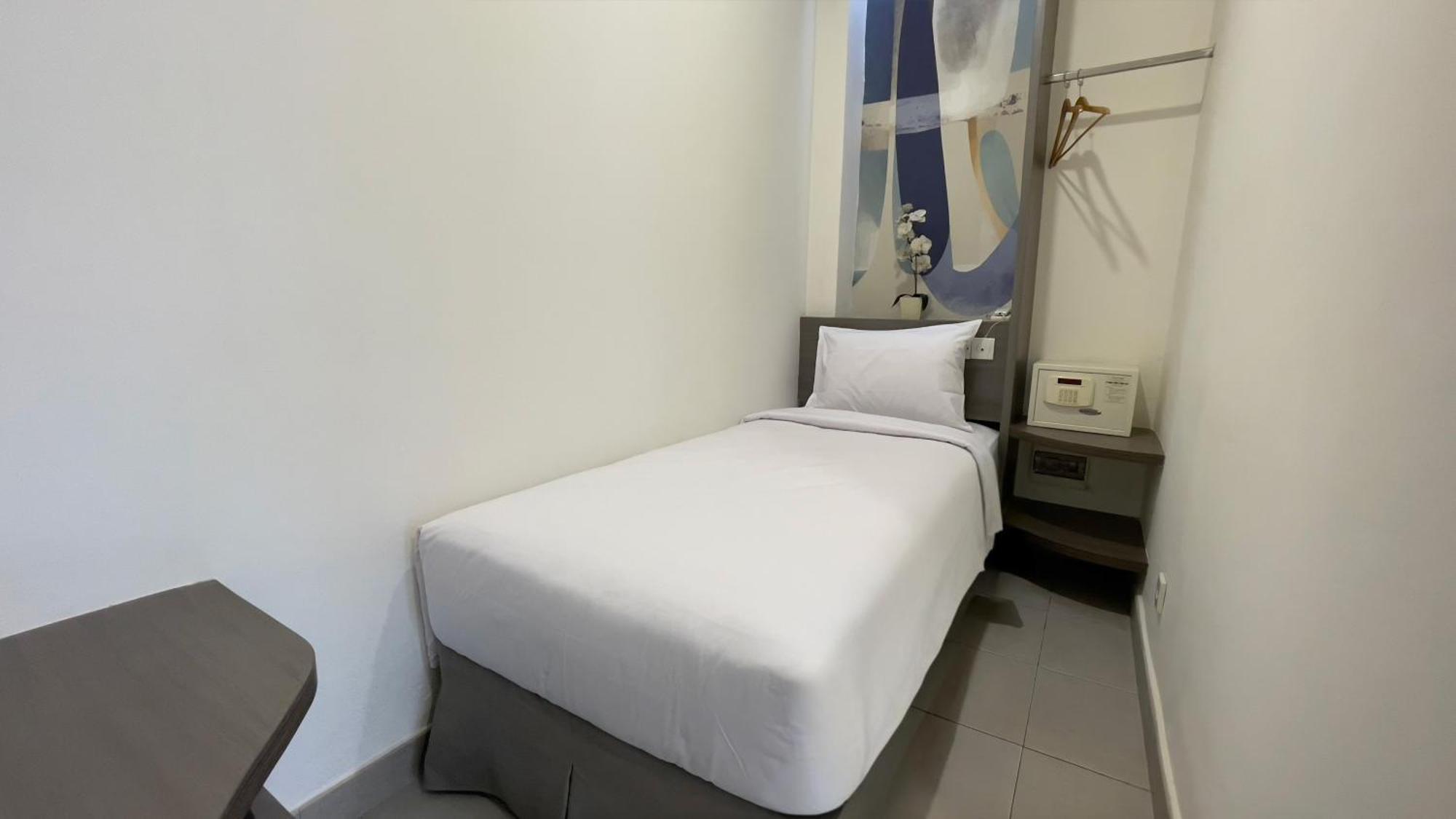 88 Kedoya Hotel